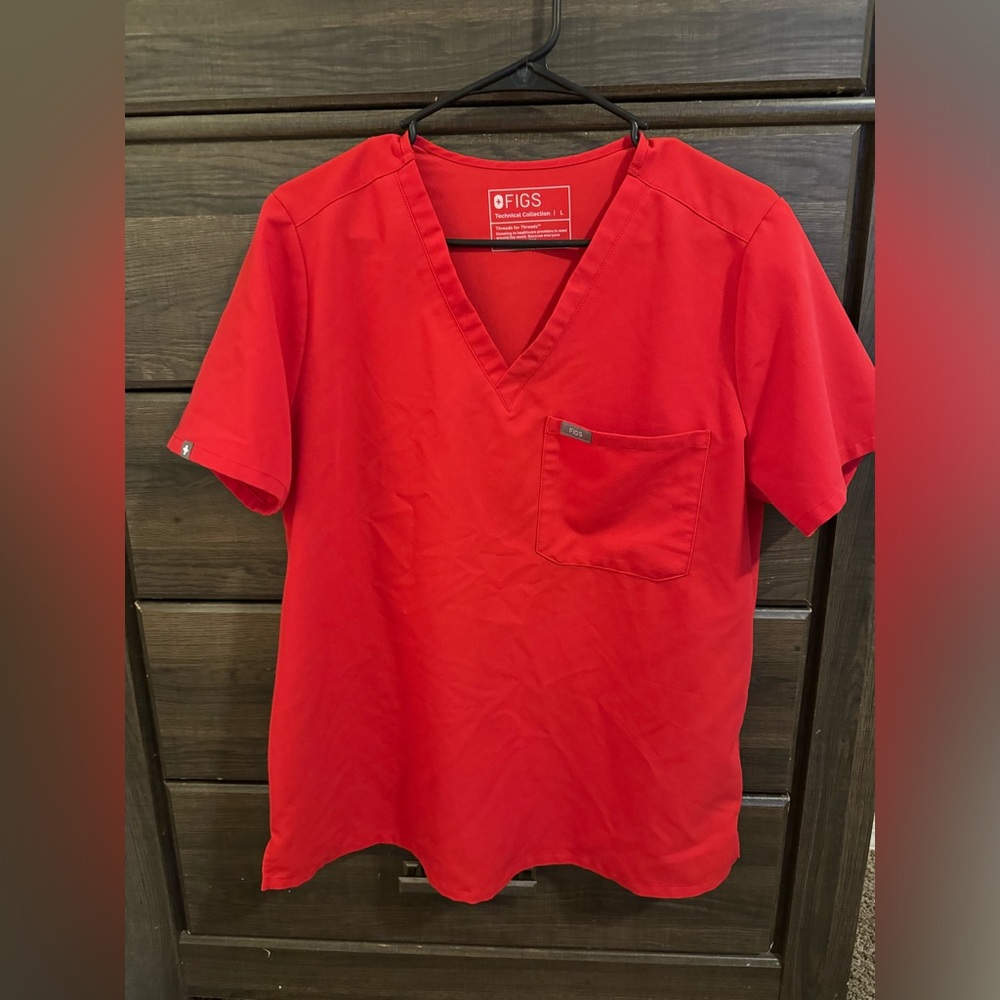 Figs: Top (L) Bottoms (L). Neon Red